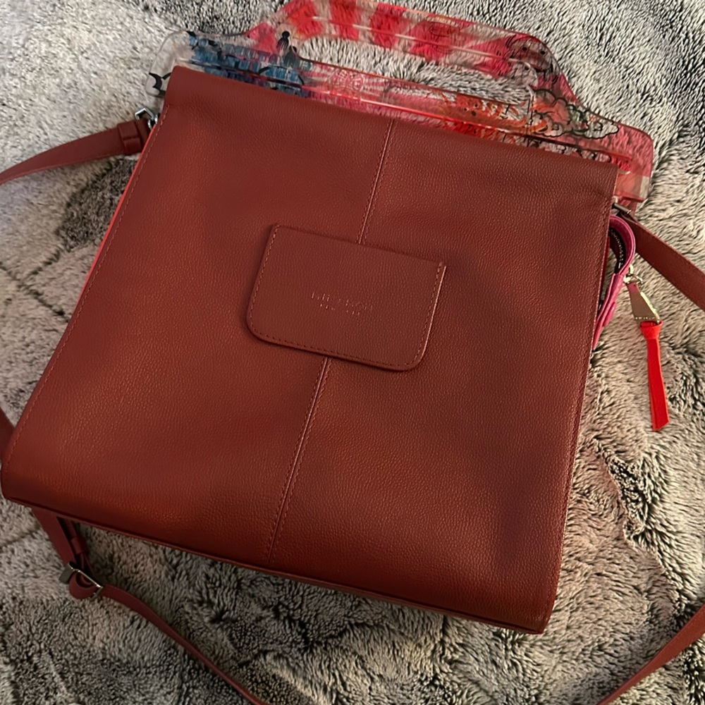 Min & Mon Manuel Crossbody Bag - Picture 5 of 12